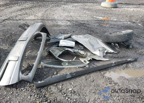 2002 Buick Lesabre Custom from USA, damaged, VIN 1G4HP54K52U233144